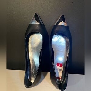 Style & Co. Black Cap Toe Flats Silver Metal Pointed Toe 8 New in Box